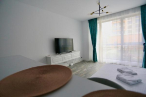 Selena Onix Blue Mamaia 1